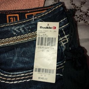Brand new never worn jeans!!